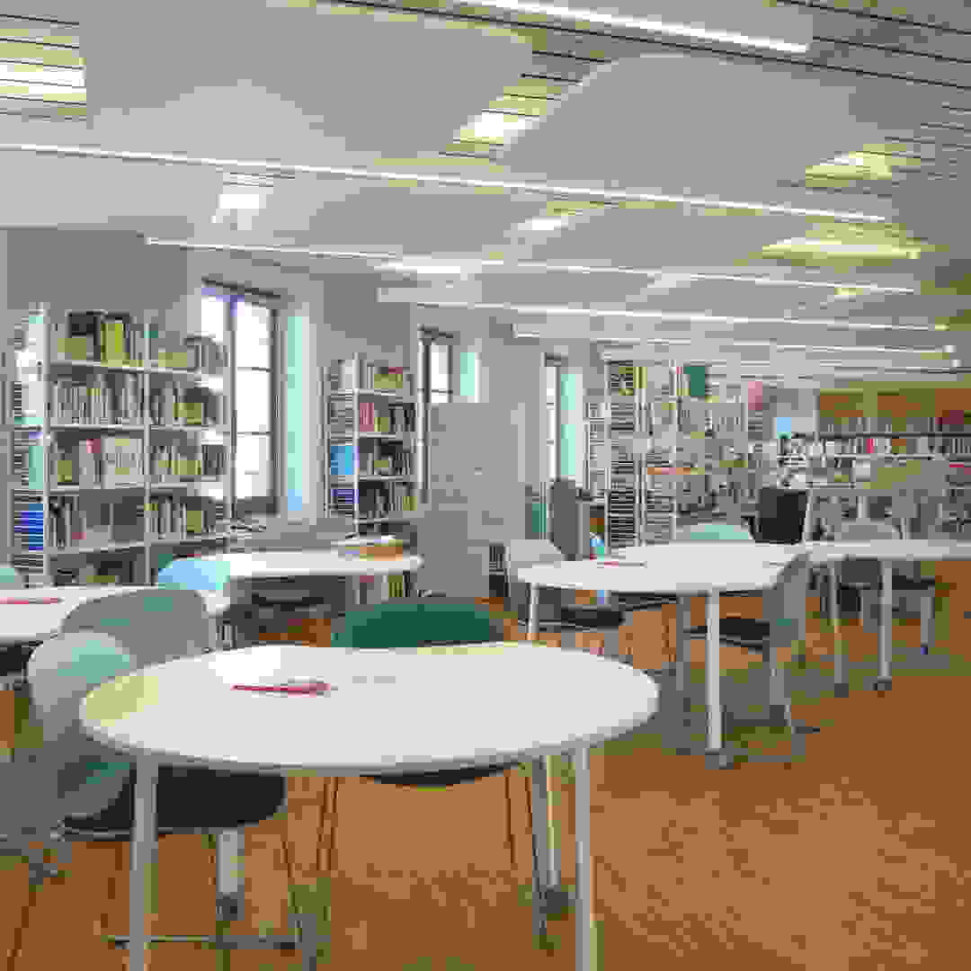 Bibliothèque scolaire project-5